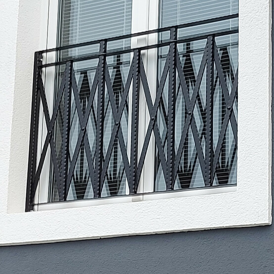 ćeljezni balkon 3
